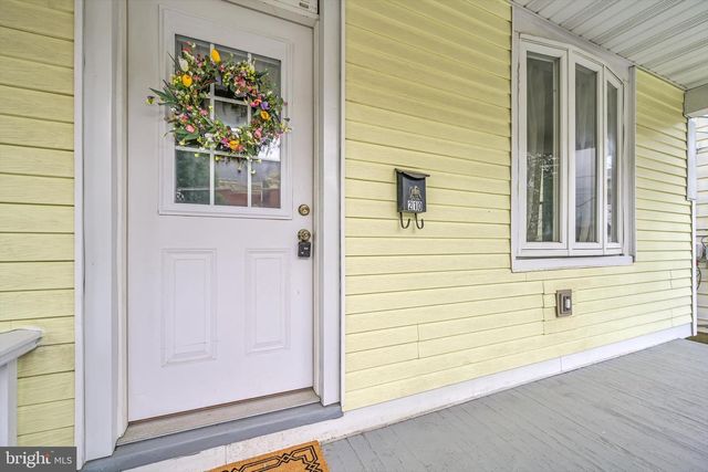 210 N WARREN ST, Orwigsburg, PA 17961