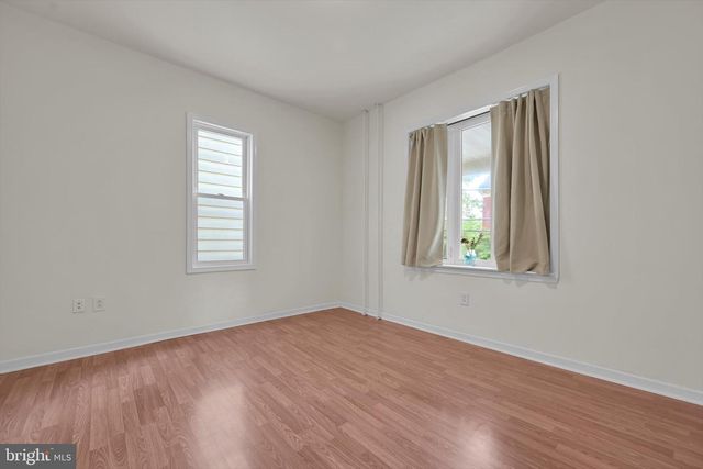 210 N WARREN ST, Orwigsburg, PA 17961