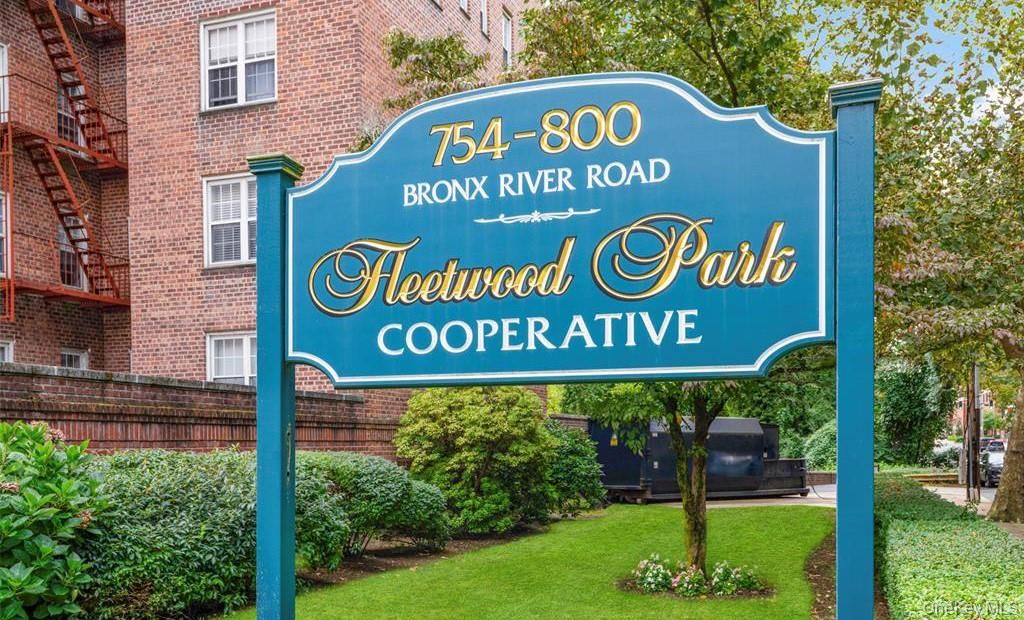 790 Bronx River Road A37, Bronxville, NY 10708