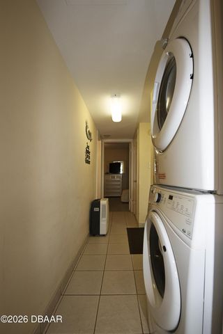 1571 S Atlantic Ave Apt 208, New Smyrna Beach, FL 32169