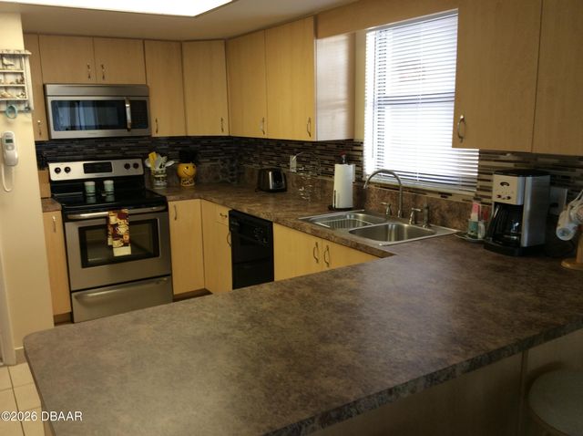 1571 S Atlantic Ave Apt 208, New Smyrna Beach, FL 32169