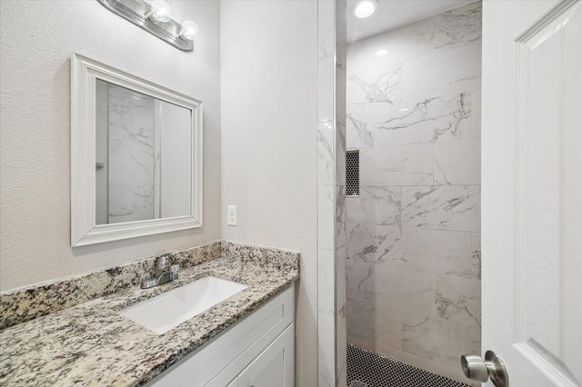 3344 Simmons Street, Houston, TX 77004