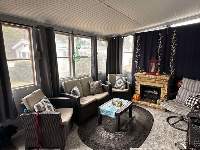 18 Pine Street, Hinsdale, NH 03451