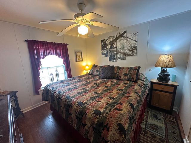 18 Pine Street, Hinsdale, NH 03451