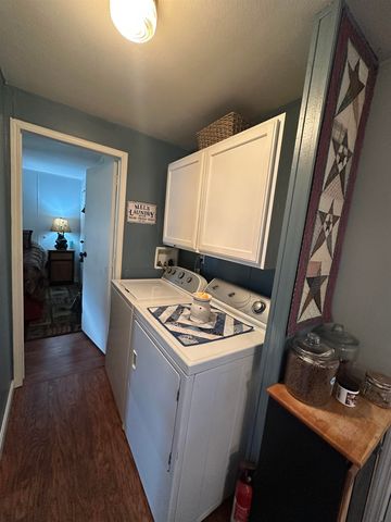 18 Pine Street, Hinsdale, NH 03451