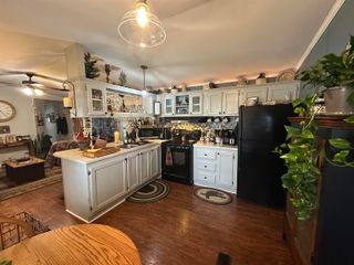 18 Pine Street, Hinsdale, NH 03451