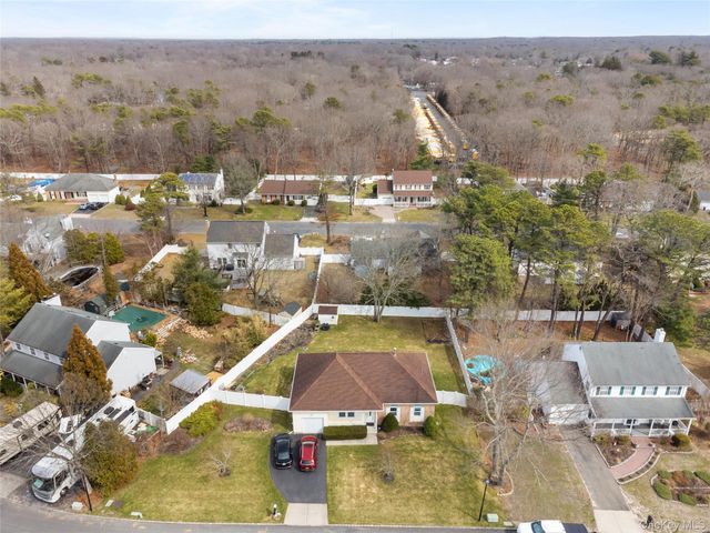 15 Timber Ridge Drive, Coram, NY 11727