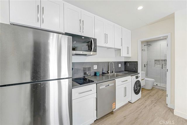 18216 Hartland Street, Reseda, CA 91335