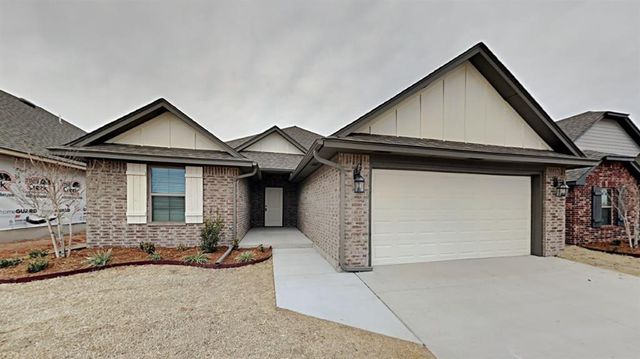 10521 NW 41st Street, Yukon, OK 73099