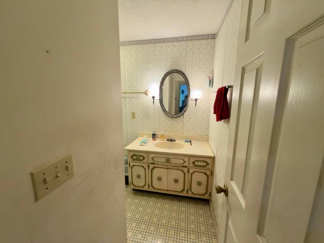 10113 Kentucky 92, Monticello, KY 42633