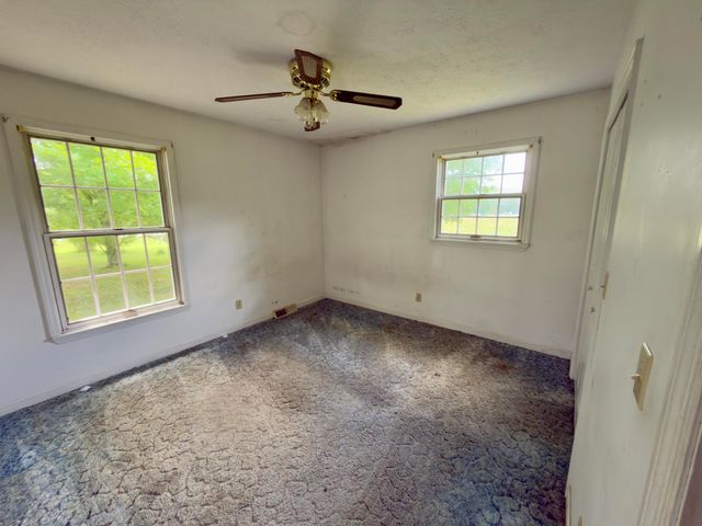 10113 Kentucky 92, Monticello, KY 42633