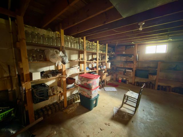 10113 Kentucky 92, Monticello, KY 42633