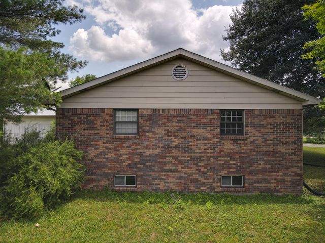 10113 Kentucky 92, Monticello, KY 42633