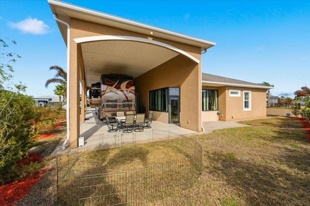 708 TEABERRY TRAIL, Polk City, FL 33868