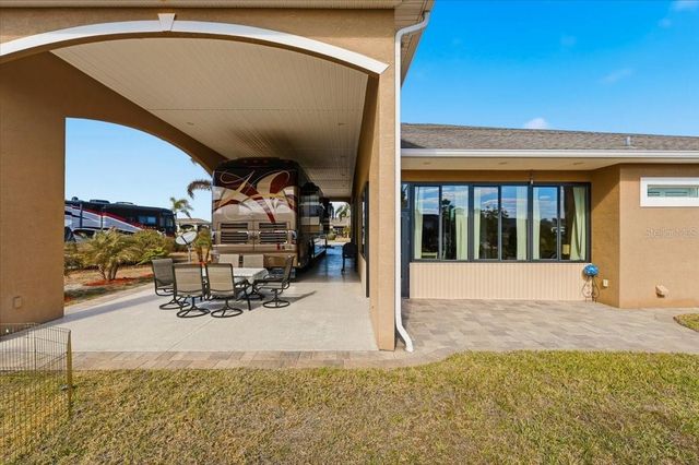 708 TEABERRY TRAIL, Polk City, FL 33868