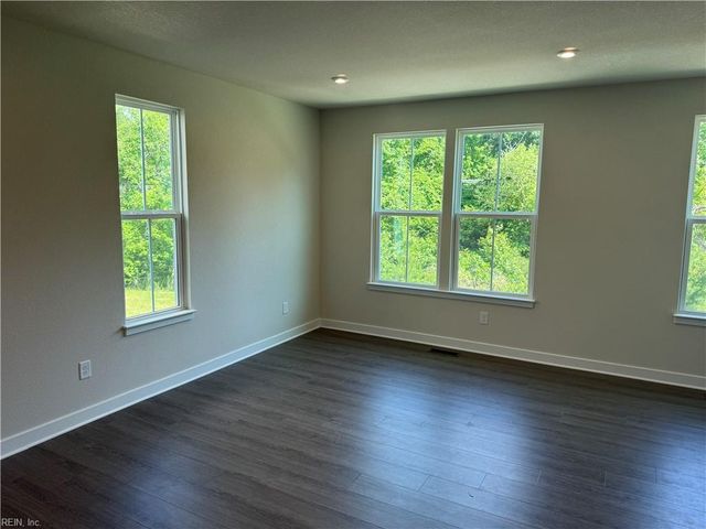 906 Marston ST, Suffolk, VA 23435