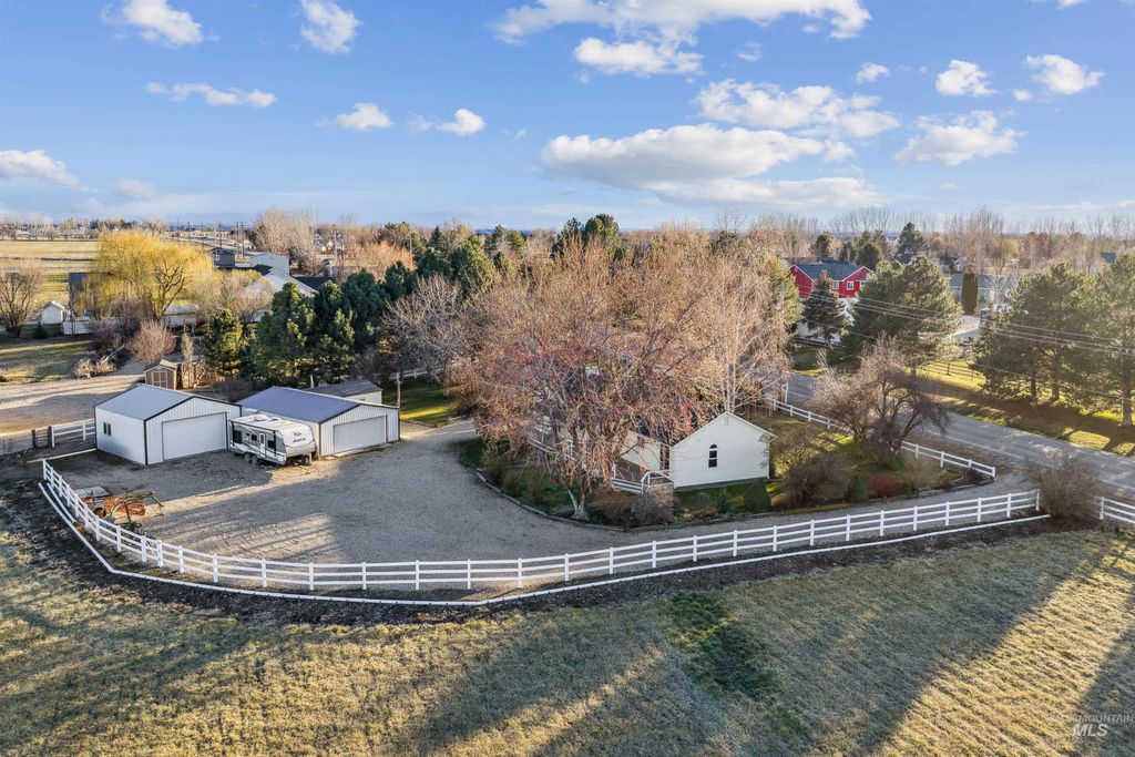 25164 Lansing Lane, Middleton, ID 83644 photo 3
