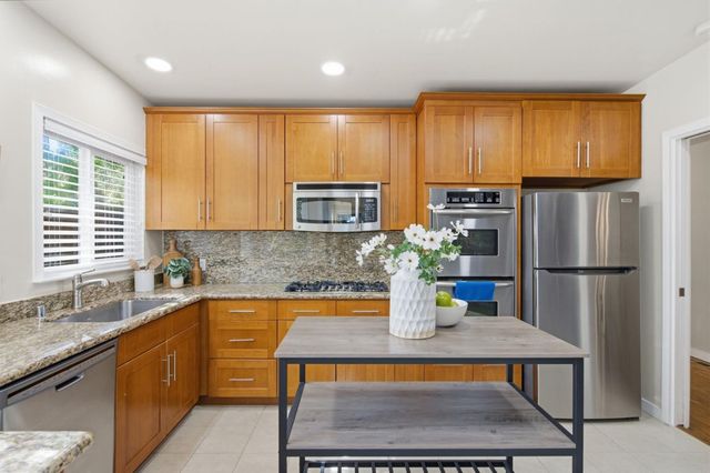 1912 Oak Knoll Drive, Belmont, CA 94002