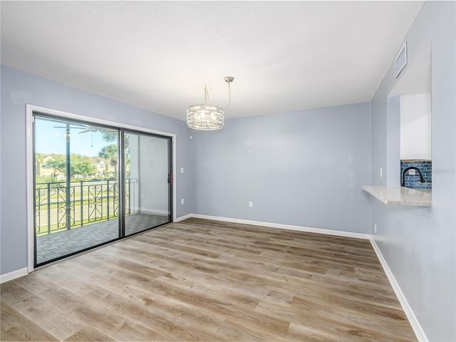 6304 GRAND BAHAMA CIRCLE D, Tampa, FL 33615