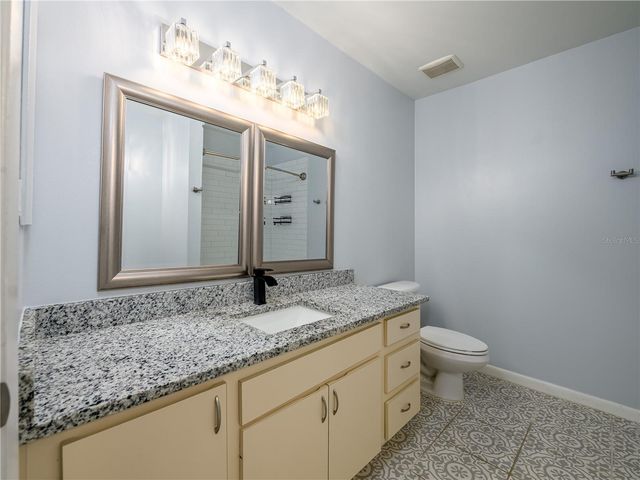 6304 GRAND BAHAMA CIRCLE D, Tampa, FL 33615