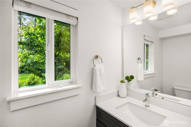 21604 78th Avenue SE, Woodinville, WA 98072