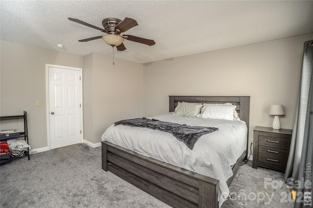 5146 Olde School Drive, Hickory, NC 28602