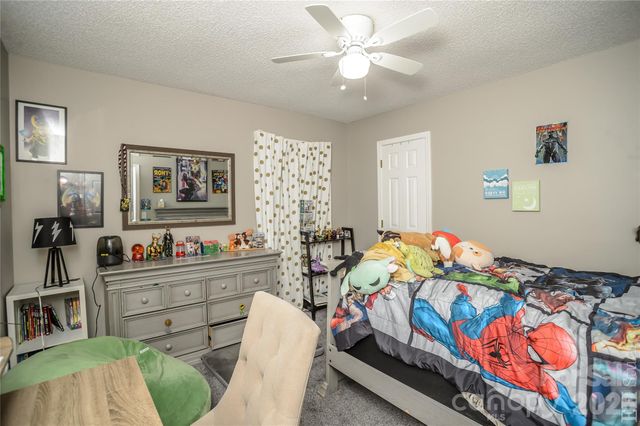 5146 Olde School Drive, Hickory, NC 28602