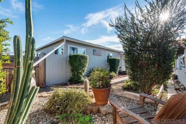 2017 El Prado Ave, Lemon Grove, CA 91945