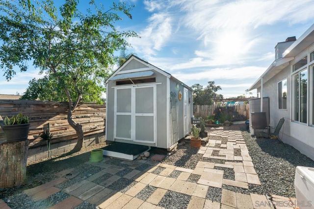 2017 El Prado Ave, Lemon Grove, CA 91945