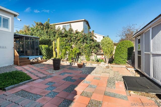 2017 El Prado Ave, Lemon Grove, CA 91945