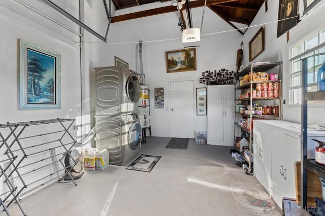 2017 El Prado Ave, Lemon Grove, CA 91945