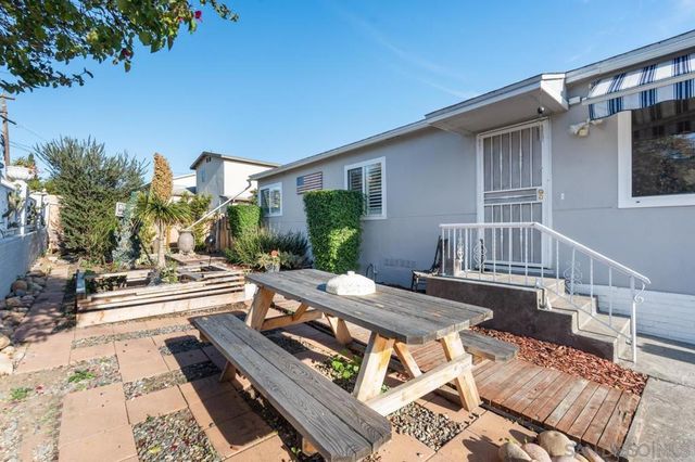 2017 El Prado Ave, Lemon Grove, CA 91945