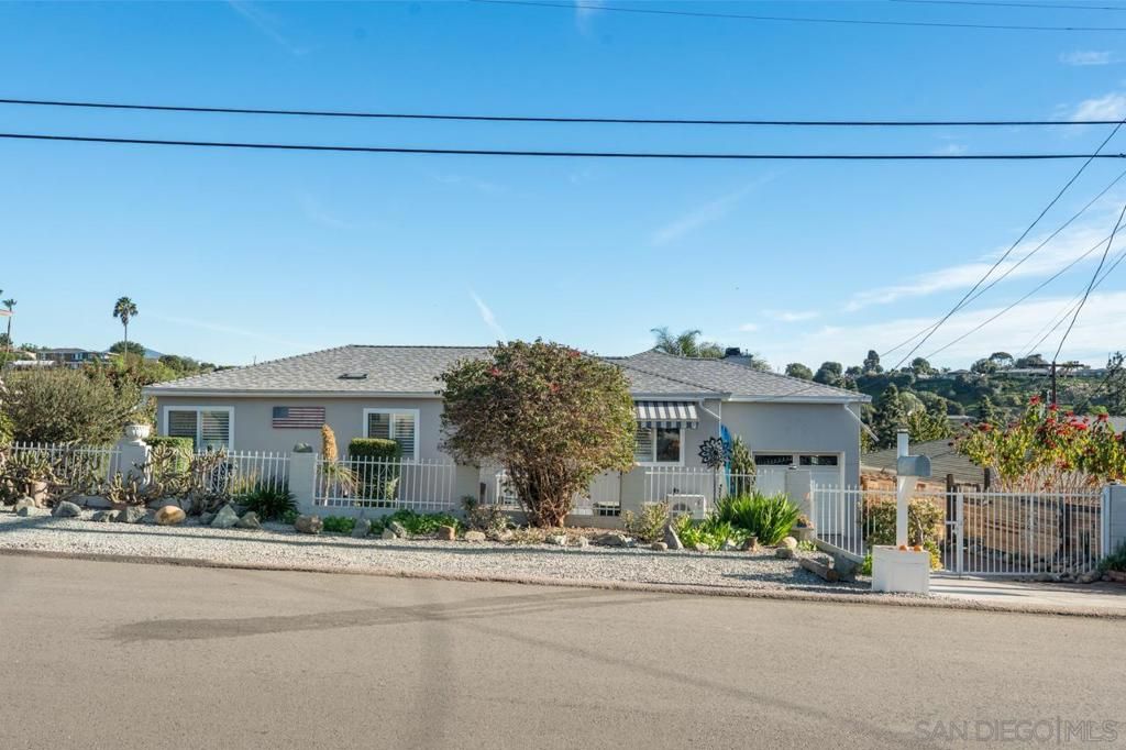 2017 El Prado Ave, Lemon Grove, CA 91945