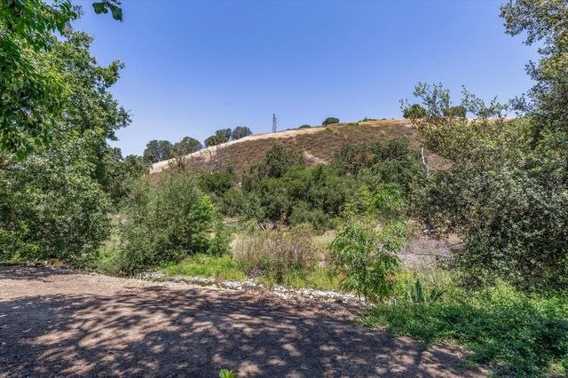 1045 Redmond Avenue, San Jose, CA 95120