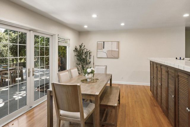 1045 Redmond Avenue, San Jose, CA 95120