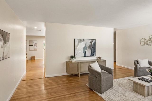 1045 Redmond Avenue, San Jose, CA 95120