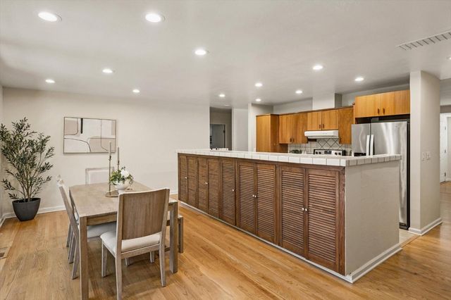 1045 Redmond Avenue, San Jose, CA 95120
