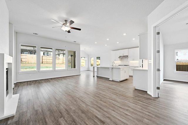 415 Constitution WAY, Kyle, TX 78640
