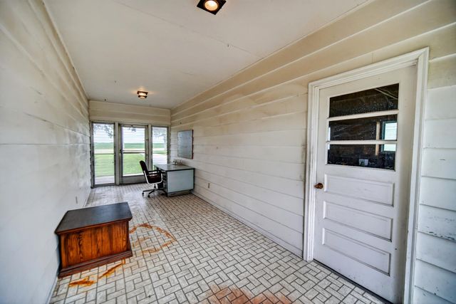 4130 Logan Avenue, Waterloo, IA 50703