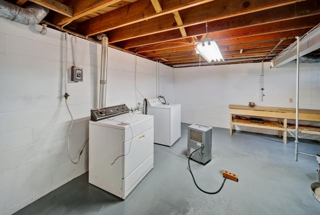 4130 Logan Avenue, Waterloo, IA 50703