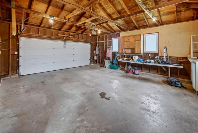 4130 Logan Avenue, Waterloo, IA 50703