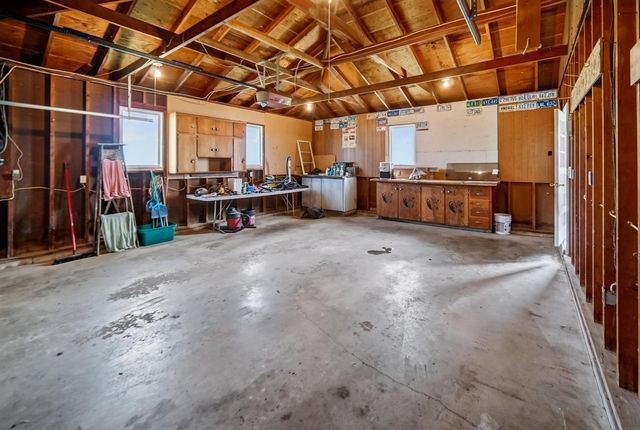 4130 Logan Avenue, Waterloo, IA 50703