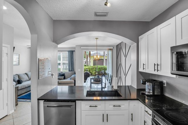 4947 Grinnell Street, Lake Worth, FL 33463