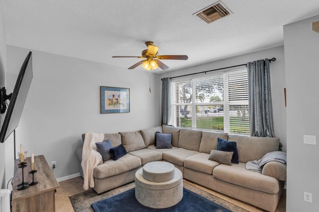 4947 Grinnell Street, Lake Worth, FL 33463