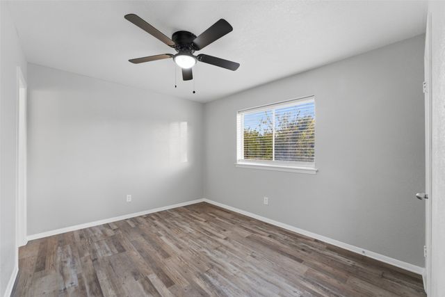 910 Royal Crest Drive, Mesquite, TX 75149