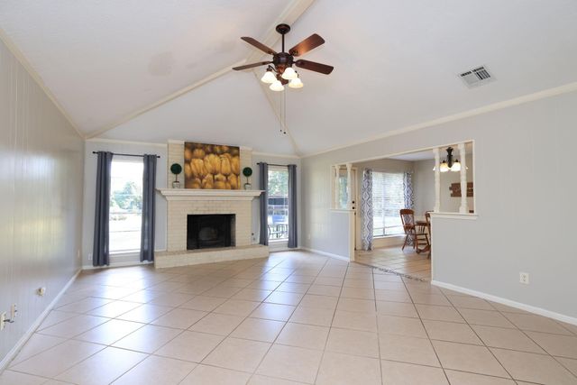 22010 Buescher Road, Tomball, TX 77377