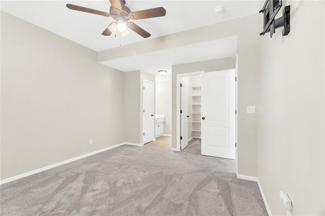 15715 W 62nd Street, Shawnee, KS 66217