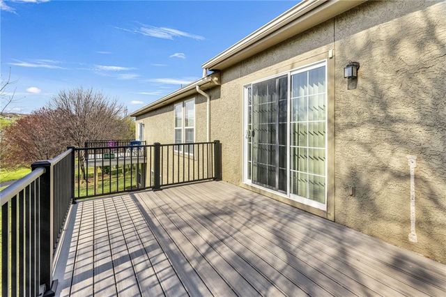 15715 W 62nd Street, Shawnee, KS 66217