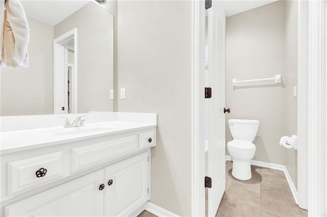 15715 W 62nd Street, Shawnee, KS 66217