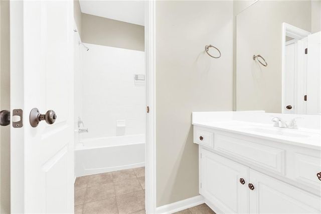 15715 W 62nd Street, Shawnee, KS 66217